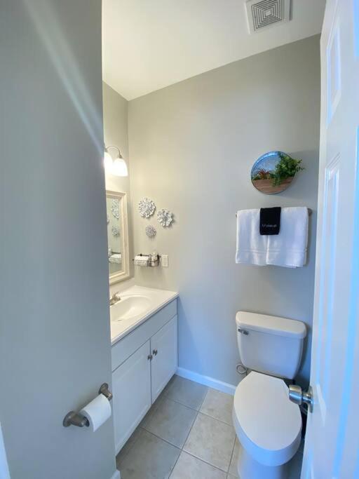 Cozy Corner - Family Beach Vacation Condo Município de Município de Wilmington Exterior foto
